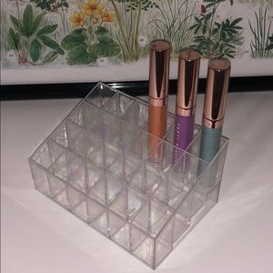 Lipsticks Container